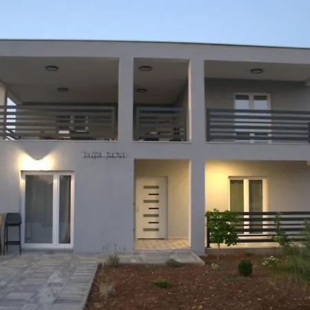 Villa Jani By Guide
